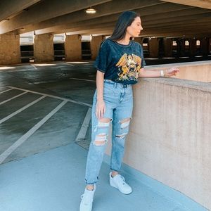 American Eagle mom jeans
